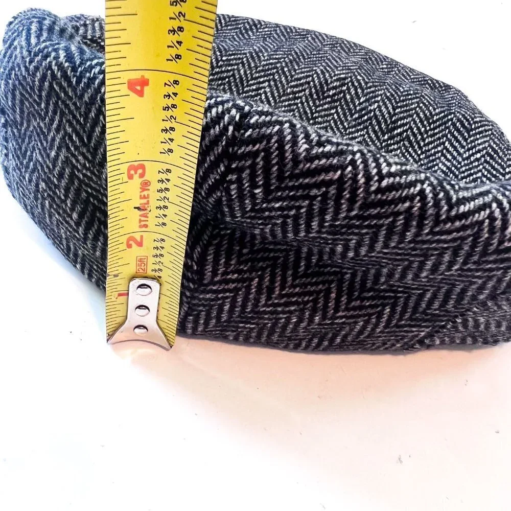 Dorfman Pacific Black & Gray Men's Classic Herringbone Ivy Cap